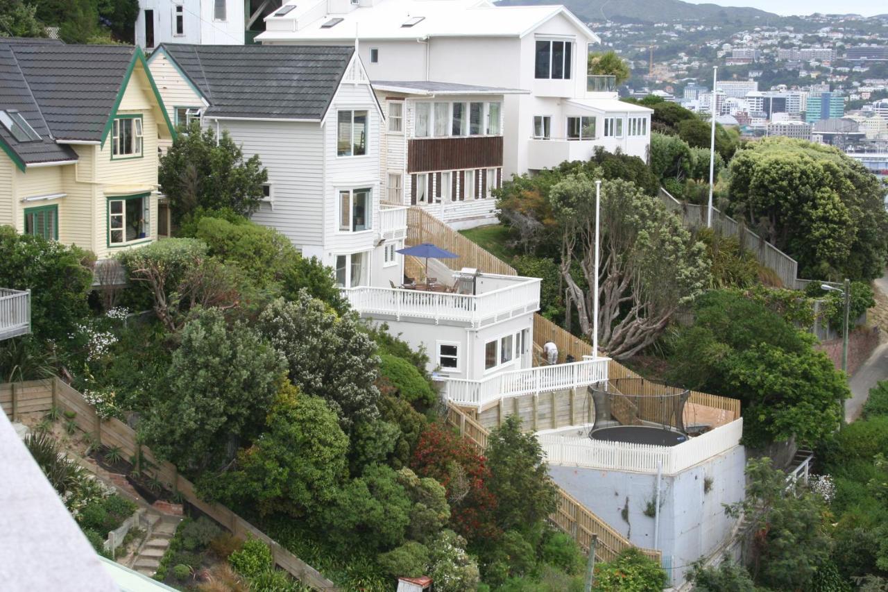 Incredible Views! Luxurious Studio & Outdoor Living Wellington Exterior photo